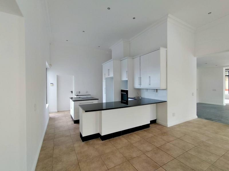 4 Bedroom Property for Sale in Hout Bay Western Cape
